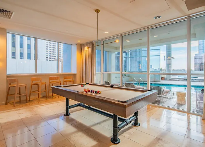 Downtown Phx Retreat Pool Gym Balcony Views * Phoenix