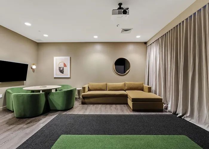 Downtown Phx Retreat Pool Gym Balcony Views Apartment *