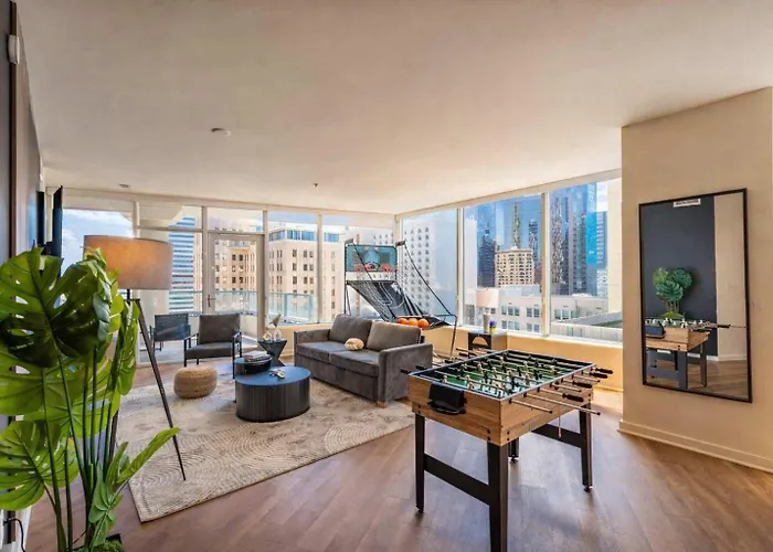 Downtown Phx Retreat Pool Gym Balcony Views Apartment *