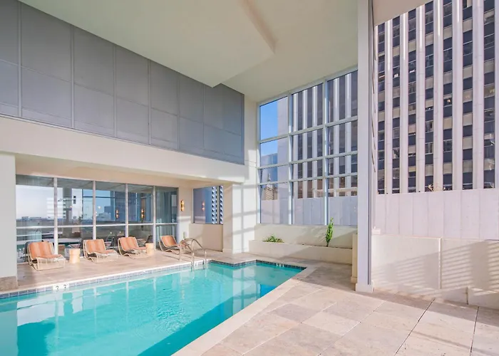 Downtown Phx Retreat Pool Gym Balcony Views Apartamento