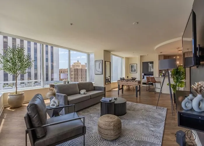 Downtown Phx Retreat Pool Gym Balcony Views * Phoenix